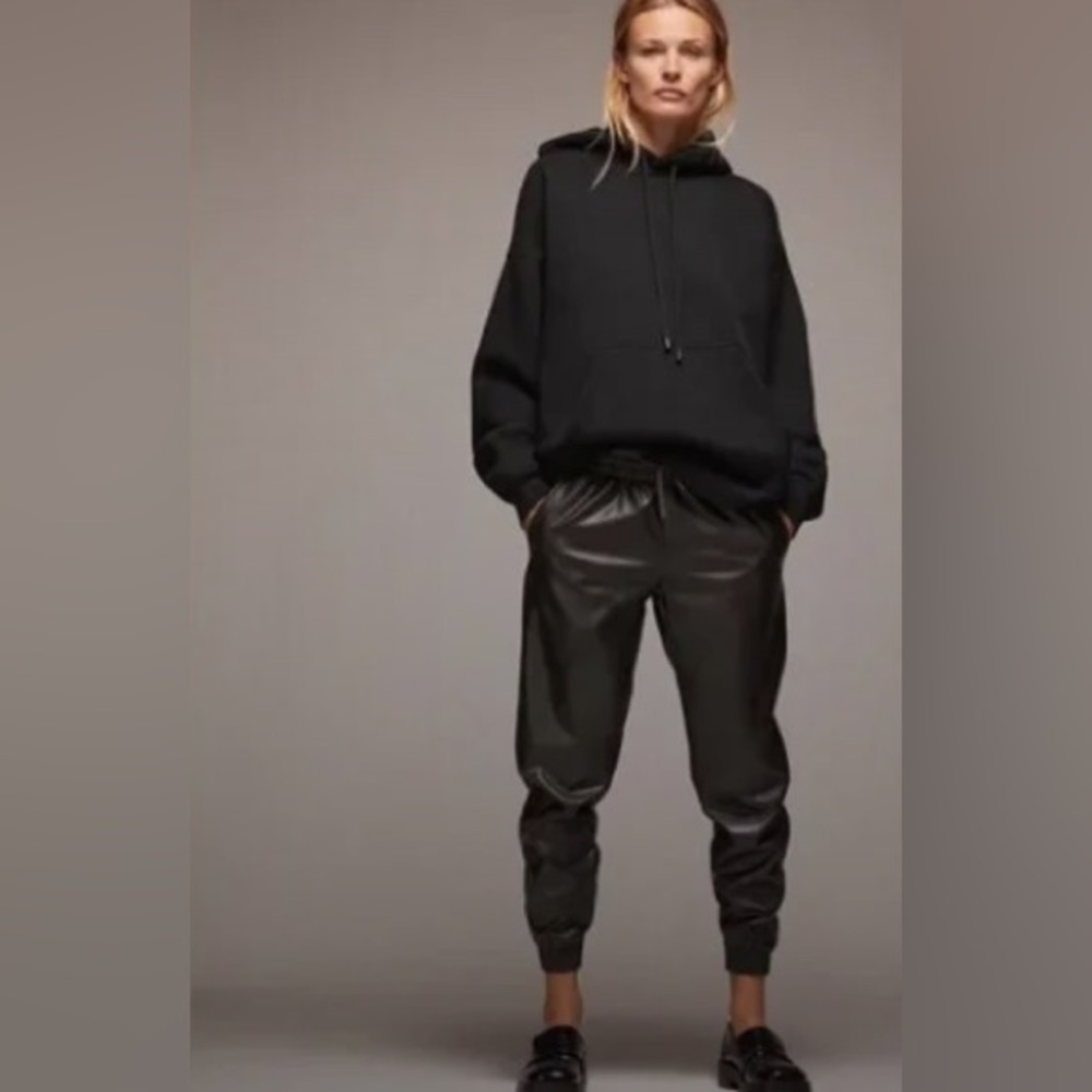 Zara Black Faux Leather Cargo Pants Size XS